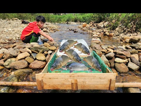 The boy caught fish using an ancient method Luckily he