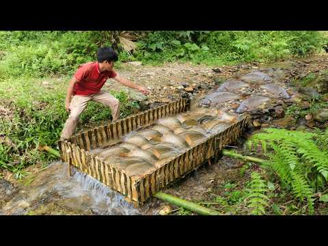 Lam used an ancient method of trapping fish using bamboo He