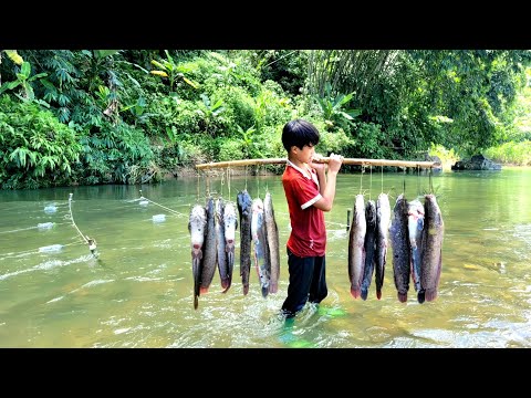 Skill of setting fish traps in streams caught 15kg of