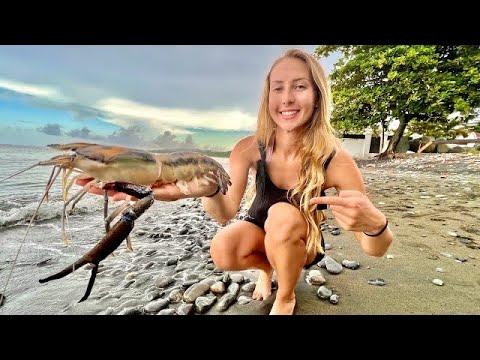 HUGE Freshwater PRAWNS Swimming River at Night Coconut Curry