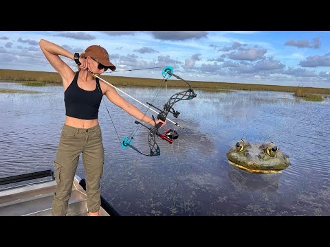 Bowfishing Frogs Fish in the Everglades INSANE Night of
