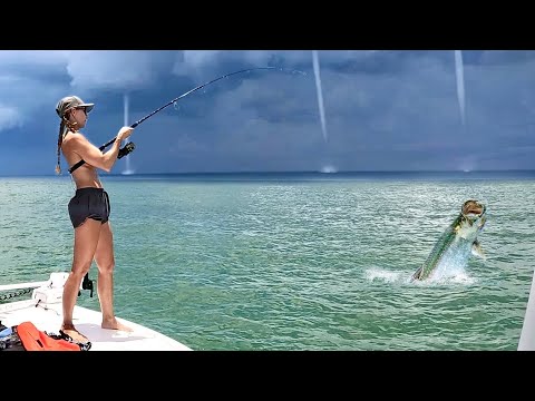 Hooked a GIANT Fled Waterspouts and Cooking Fish Tacos