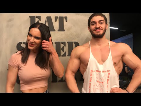 IFBB Elite Pro Deniz Eke ile Sırt günü