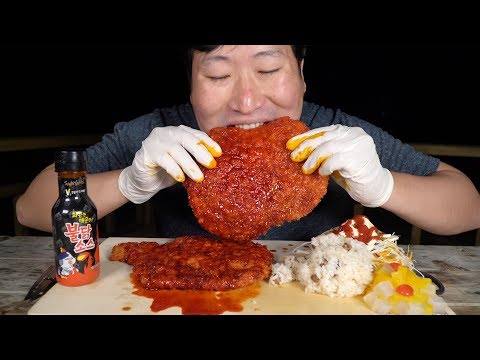 이번엔 돈까스다 갓 튀긴 돈까스에 불닭소스 듬뿍 발라 요리 먹방 Mukbang eating show