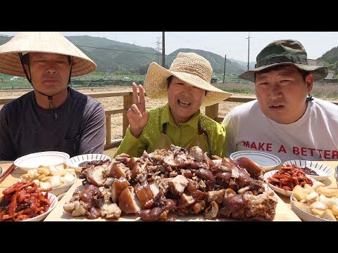 크기도 왕 맛도 왕 족발 Jokbal Pigs Feet 요리 먹방 Mukbang eating show