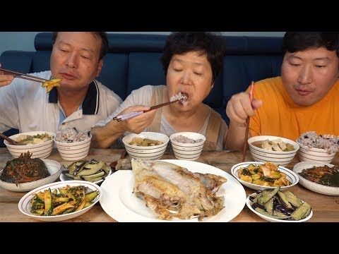 생선구이와 된장찌개 나물무침으로 구성한 푸짐한 집밥 요리 먹방 Mukbang eating show