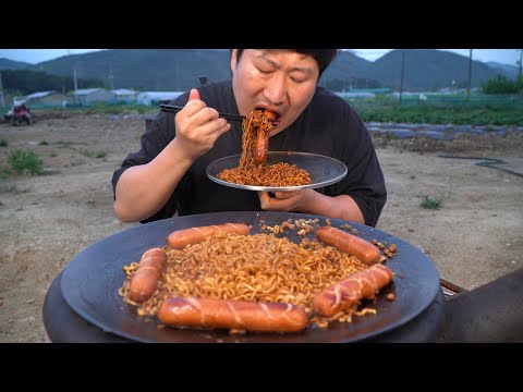소세지 곁들인 맛있는 매운 맛 불닭게티 불닭볶음면 짜파게티 요리 먹방 Mukbang eating show