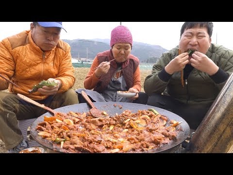 솥뚜껑 오리주물럭 Marinated Grilled Duck 요리 먹방 Mukbang eating show