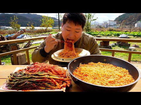 아침 공기 맞으며 열라면 맛있게 먹방 Hot instant noodles Mukbang in the