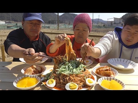 후루루룩 뚝딱 만드는 비빔국수 Spicy noodles 요리 먹방 Mukbang eating show