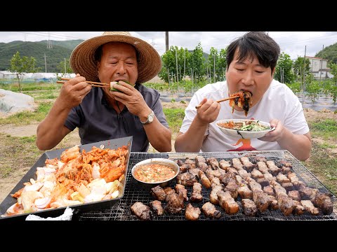 짚불에 초벌해서 숯불로 직화까지 짚불 삼겹살에 묵사발 먹방 Grilled Samgyeopsal on
