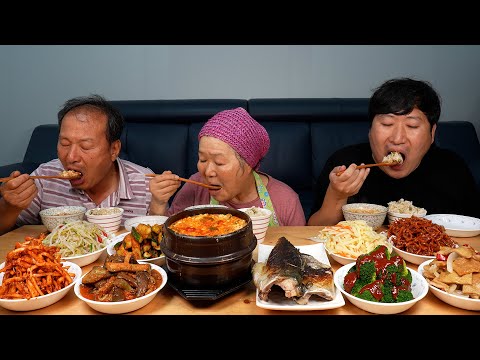 직접 기른 오이 가지로 만든 반찬들과 순두부 청국장까지 푸짐한 집밥 한 상 Korean homemade