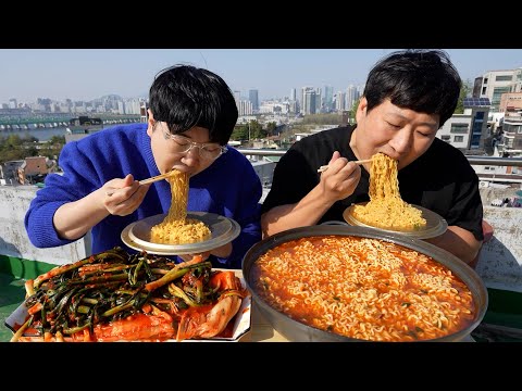 야식이형님과 진라면먹고 부족해서 짜파게티까지 해치웠습니다 Jin ramen Chapagetti 요리 먹방