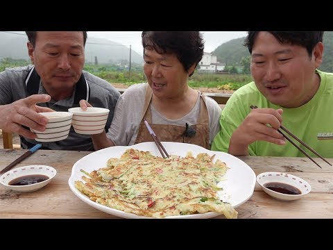 비 오는 날 직접 딴 호박으로 호박전 Pumpkin Pancake 에 막걸리까지 요리 먹방 Mukbang