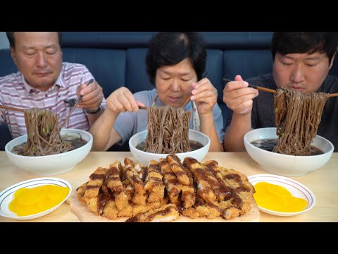 시원한 냉메밀국수와 바삭한 안심 돈까스 Cold Buckwheat Noodles Pork Cutlet 요리