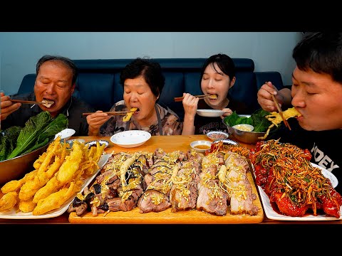 영주 풍기인삼으로 만든 인삼 보쌈족발과 인삼 파닭 Boiled pork Fried chicken with