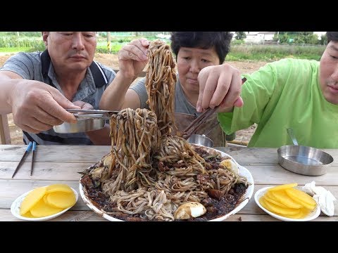 짜장면도 직접 만들어 먹는다 수제 짜장면 Homemade Jjajangmyeon 요리 먹방 Mukbang