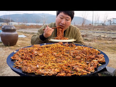 맛있게 구운 대패삼겹살과 짜파게티의 조합 밥까지 비벼 쓱싹 Chapagetti with Daepae