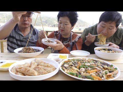 식목일날 나무심고 팔보채 짜장면 Palbochae Black bean noodles 요리 먹방