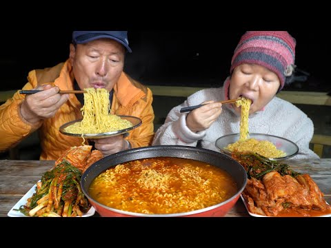 파김치와 고소한 참깨라면 먹방 Sesame flavor Korean instant noodles 요리 먹방