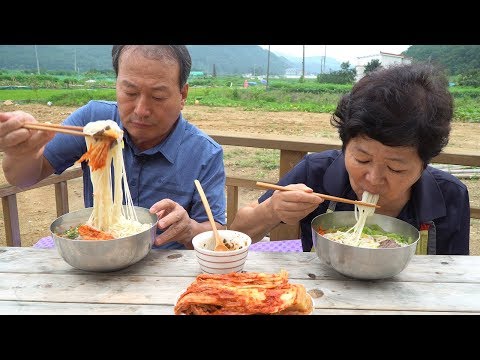 소고기 등심 곁들인 고기 국수 Noodles with beef sirloin 요리 먹방 Mukbang