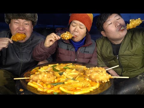 단짠단짠 핫도그와 떡볶이 복숭아주스의 단짠조합 윙잇 맵단짠세트 요리 먹방 Mukbang eating show