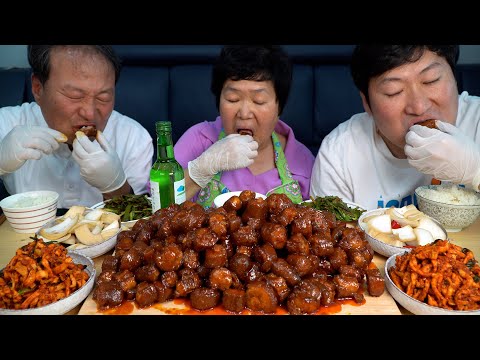 캠핑에도 제격 간편하게 먹는 매운 돼지꼬리 족발 Hot Spicy Stir fried Seasoned