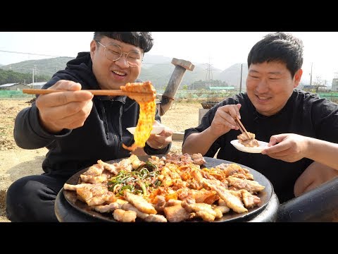이 조합은 무엇 권회훈님과 솥뚜껑 삼겹살 Samgyeopsal with new guest 요리 먹방