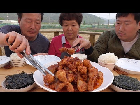 맛 없을 수 없는 조합 묵은지 닭다리찜 Braised Drumsticks with Ripe Kimchi