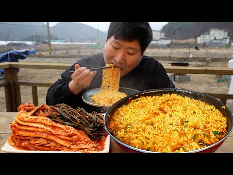 백종원의 신제품 빽라면 밥까지 말아 후루룩 먹방 Paik s ramen 요리 먹방 Mukbang
