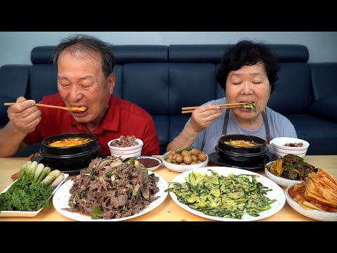 정성 가득 한식 한상 한우불고기와 순두부찌개 부추전 풋마늘 무침 Homemade Korean foods