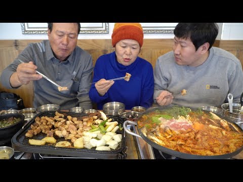 맛 좋은 한우 곱창과 곱창 전골 얼큰한 해장국까지 Grilled tripe and Hot pots 먹방