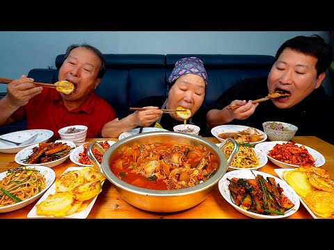 직접 재배한 양파와 완두콩 오이로 만든 푸짐한 집밥 한 상 Korean Homemade foods 요리
