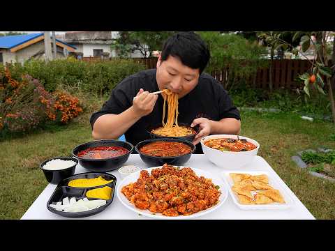 전원주택 마당에서 먹는 깐풍기와 삼선짬뽕 짬뽕밥까지 후루룩 먹방 Spicy jjambbong in