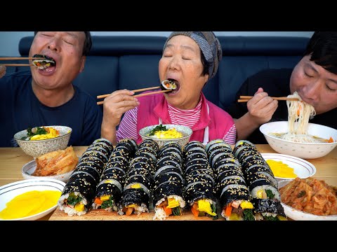 집에서 만든 맛있는 양념갈비 넣은 갈비 김밥과 국수 한 그릇 Galbi Gimbap Noodles 요리