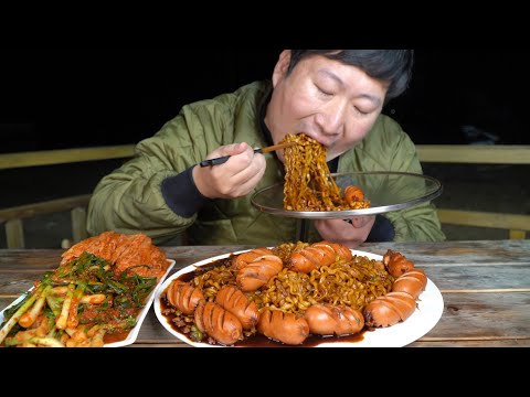 매콤한 불맛짜장 진짬뽕 진짜장맛 나는 진진짜라 Jinjinjjara mixed instant noodles