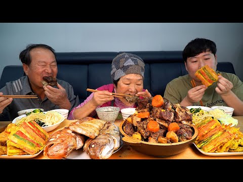 새해 복 많이 받으세요 설날 맞이 설음식 한 상 가득 Festive dishes for the New