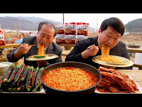 그 때 그 라면 새롭게 출시된 칼칼하고 감칠맛 가득한 농심라면 Re released NONGSHIM