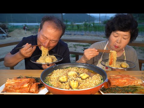 오동통한 전복 넣은 전복라면 Instant noodles with Abalone 요리 먹방 Mukbang