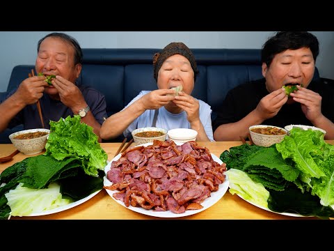 오리쌈밥 맛있게 구운 훈제 오리고기와 강된장 각종 쌈채소로 쌈밥 먹방 Smoked duck Leaf
