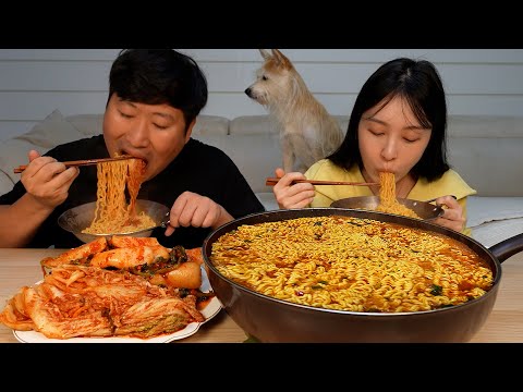 때깔 좋은 김장김치에 신제품 마늘맛 열라면 마열라면 먹방 Garlic flavor Yeul Ramen 요리