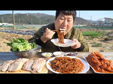 시원하고 매콤한 막국수와 잘 익은 보쌈 Bossam Buckwheat Noodles 요리 먹방