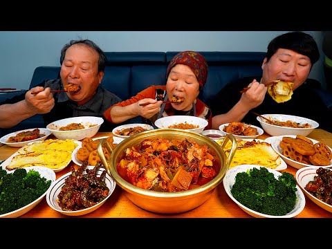 겨울 제철 재료들로 만든 집밥 한상 굴밥 대구찌개 연근조림 배추전 Korean Winter Foods 요리