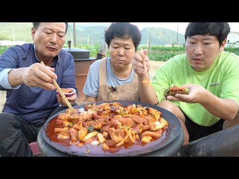 문어와 돼지의 만남 문어 제육 볶음 Stir fried Octopus and Pork 요리 먹방