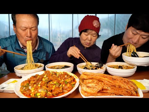 비닐하우스에서 빗소리 들으며 짬뽕 한 그릇 Eating Jjamppong on a rainy day 요리