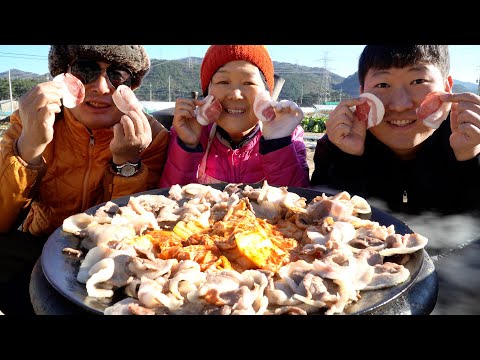솥뚜껑에 돼지고기 특수부위 볼살과 김치까지 먹방 Pork cheek meat Kimchi 요리 먹방