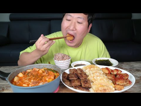 간편하고 맛있는 각종 냉동요리와 김치찌개 Kimchi Stew various Frozen food 요리