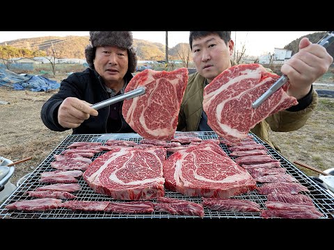 숯불한우 숯불에 직화로 구워 먹는 한우 꽃등심과 갈비살 Charcoal grilled Korean