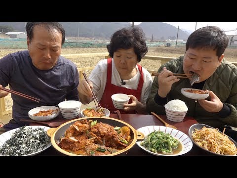 나물무침들과 가마솥 고등어김치찜 요리 먹방 Mukbang eating show