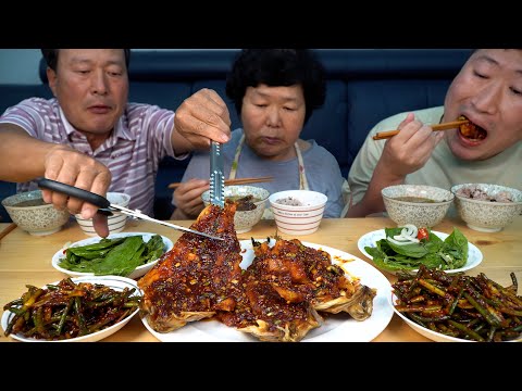 직접 담근 콩잎 김치와 황태찜 마늘종무침 밥 한 그릇 뚝딱 Bean leaf Kimchi Korean